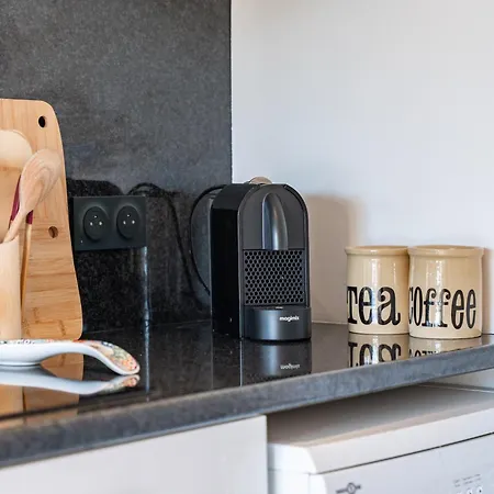 Edenesterel Apartament