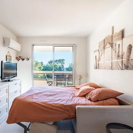 Edenesterel Apartment